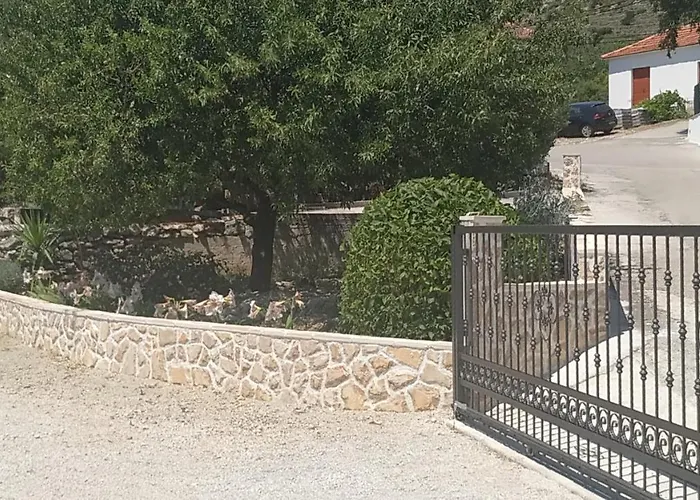 Nives Διαμέρισμα *